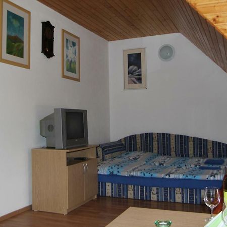 Penzion Brejk Liptovske Sliace Esterno foto